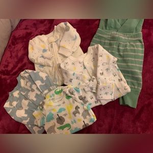 🍼🍼🍼Carters Newborn Bundle Like new No stains (most didn’t get worn) 6 pcs